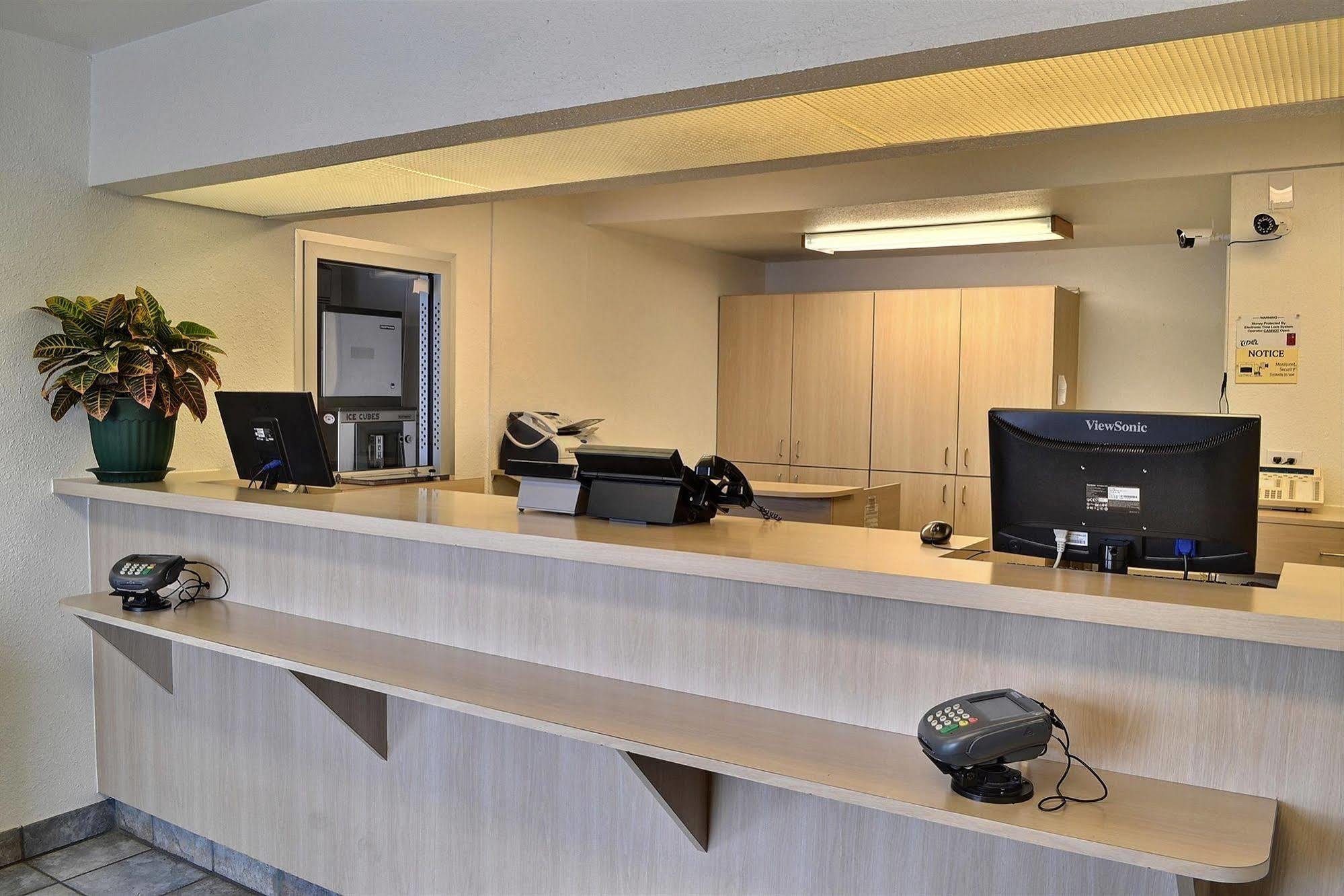 Motel 6-Billings, Mt - South ภายนอก รูปภาพ